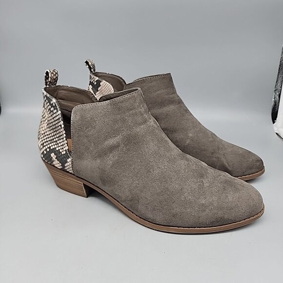 lane bryant Snake Suede Booties Size 11 Slip On Beige Shoes - Picture 1 of 7